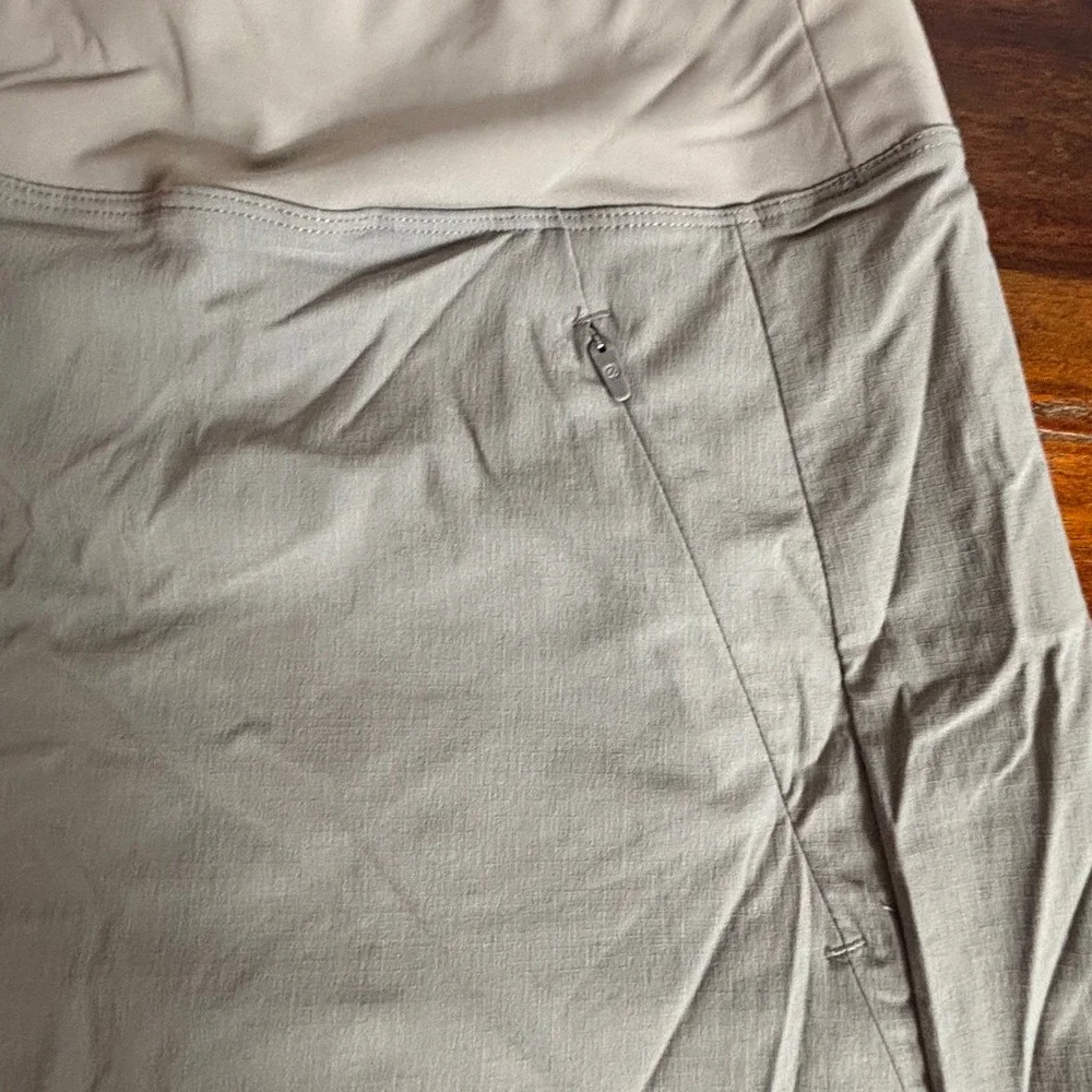 CRZ YOGA Womens Feathery-Fit High Waisted Running Shorts Taupe‎ Grey Size L 12